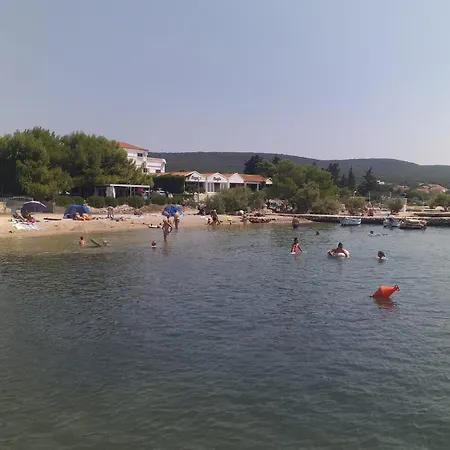 Mobile Mariola キャンプ場 スヴェティ・ペタル