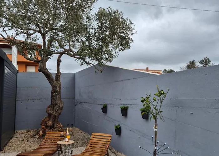 Mobile Mariola Kemp *